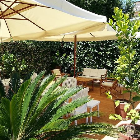 B&B Villa Fantasia Gaète Extérieur photo
