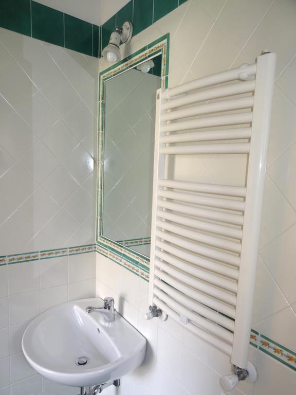 B&B Villa Fantasia Gaète Chambre photo